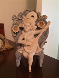 Ucagco Japan figurine