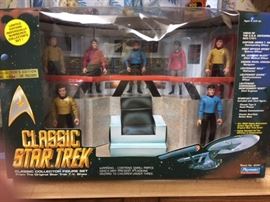 Star Trek Classic action figure set (#39313 of edition of 150,000)