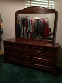 dresser with mirror