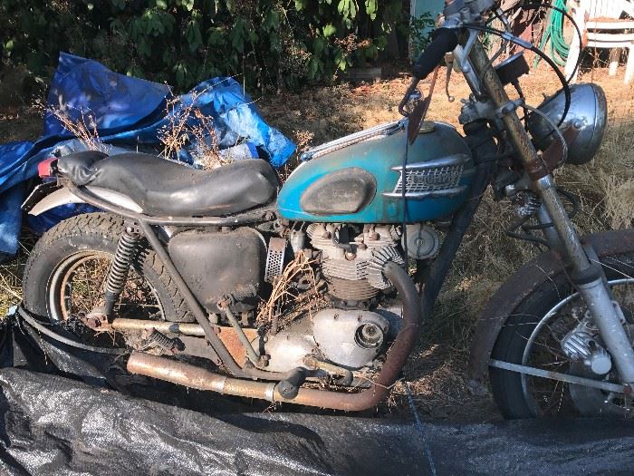 Triumph Motorcycle vintage for restoration