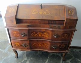 Very nice short secretary with inlay