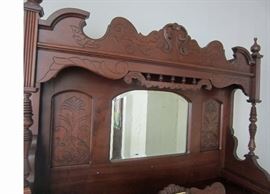 Detail of upper part of organ