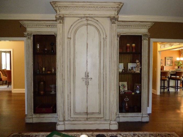 Fabulous 3 piece Armoire with side book shelves...
