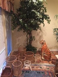  Large vintage ceramic tiger 