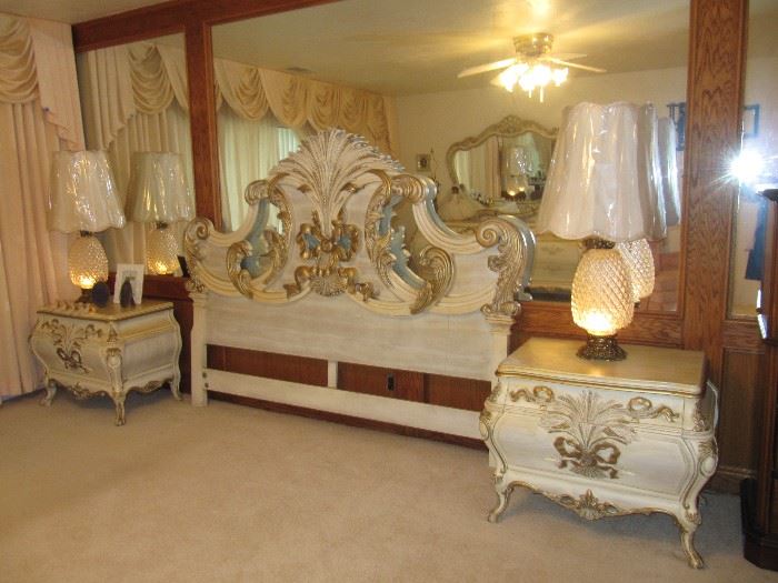 Wow! Bombe Hollywood Regency/French Provincial/Ornate bedroom furniture