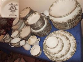 China: Noritake Fellicia
