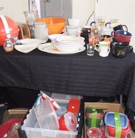 Storage containers, kitchen supplies