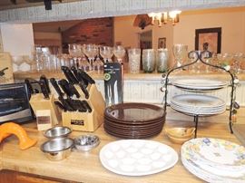 Kitchen basics, dishes, knife sets, small appliances