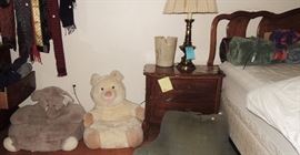 Bassett Vintage Bedroom: dresser, mirror, headboard, 2 night stands and king mattress