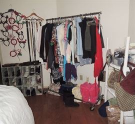 Men's and women's clothes - all sizes