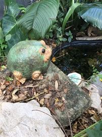 Frog yard ornament 