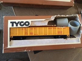 tyco HO scale train cars