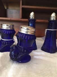 co balt salt and pepper shakers 
