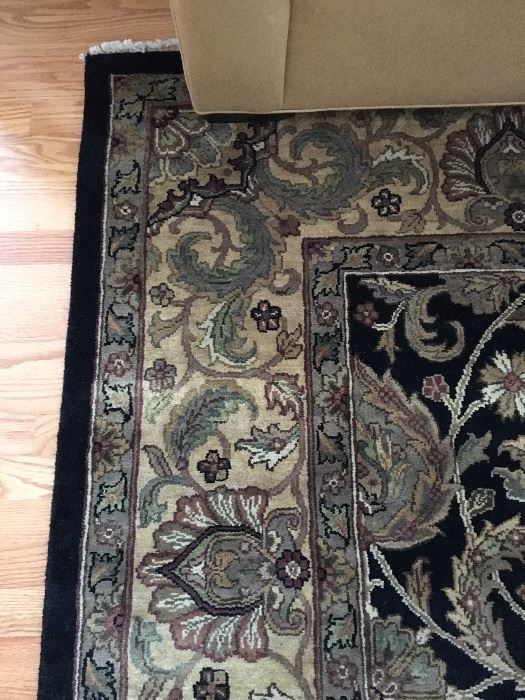 Ethan Allen Wool hand tufted area rug, 7'9" x 9'9"