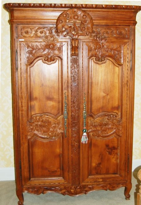 double door armoir