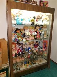 Cabbage Patch Dolls & Collectibles