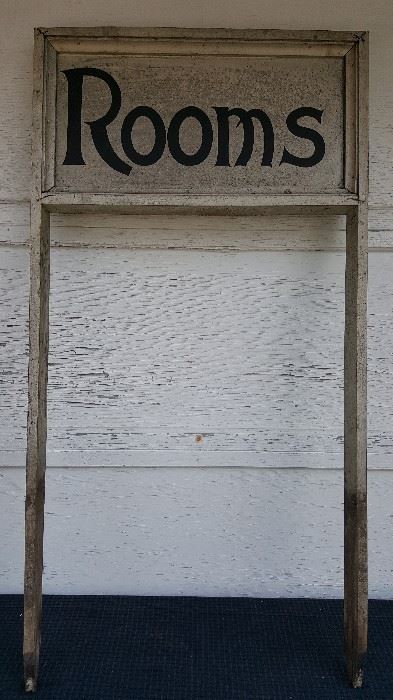 Double Sided Rooms sign from Baraboo, WI