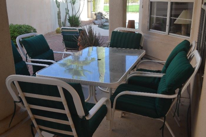 Patio Table with 6 chairs, matching chaise