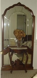 Mirror & marble top table