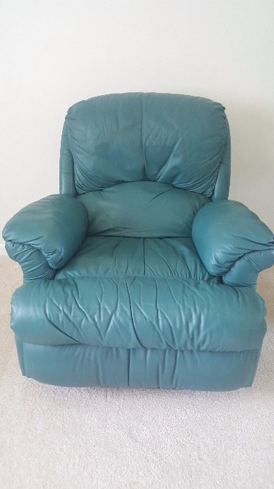 Teal Life Mate leather recliners (2)