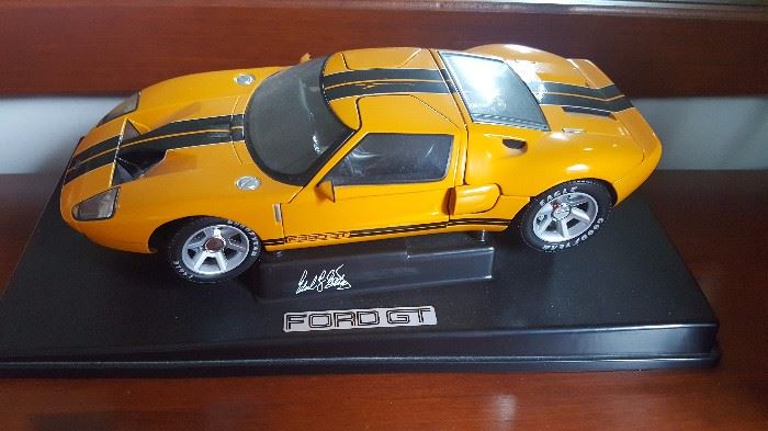 Metal Ford GT Collectible