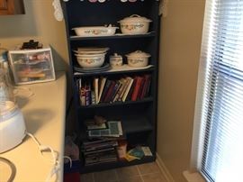 Kitchen - lots of housewares