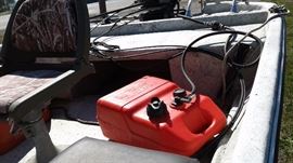 SEA LION INCLUDES CRAWL IN LADDER