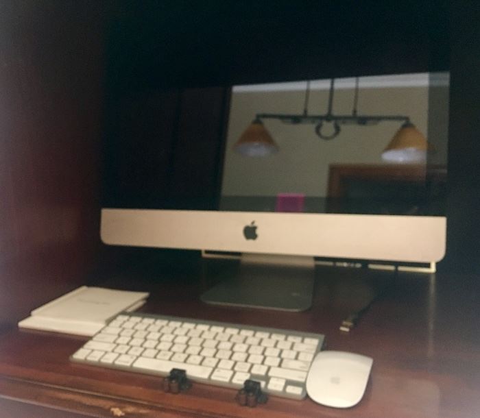iMac desktop computer 