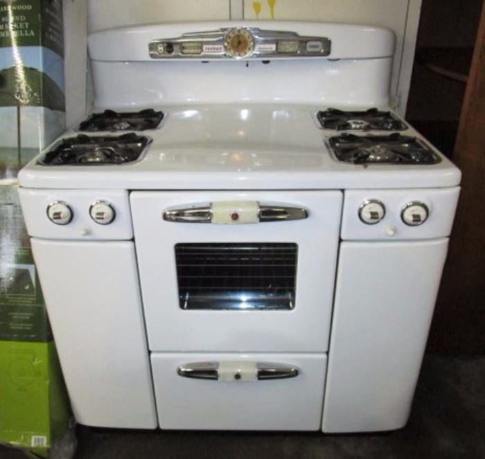 Vintage Tappan stove
