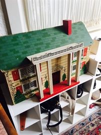 Vintage 1950's Doll House