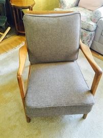 Dux Mid Century Side Chair