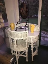 Wicker vanity and chair set