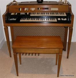 1965 Conn Mediterranean Minuet Organ, works well, and in great condition, some of the buttons are bakelite..Electric Organ.