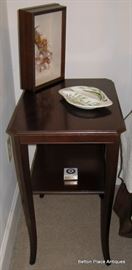 There are two of these Matching small end table Mahogany