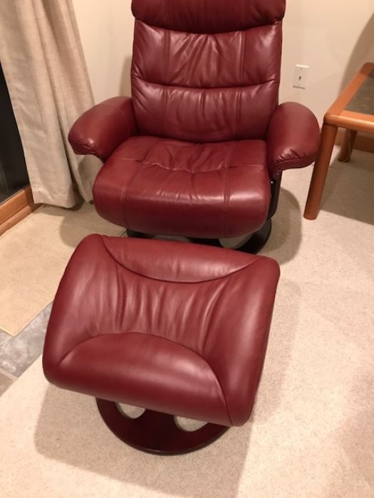Lane leather chair and ottoman 