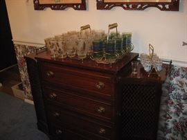 Mahogany side piece opens to desk