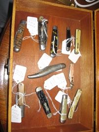 Vintage pocket knives
