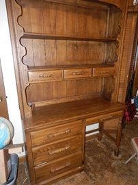 SOLID WOOD DESK W/HUTCH