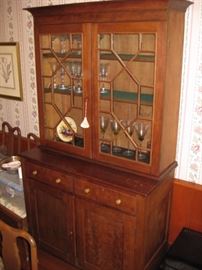 Awesome primitive hutch 