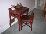 Mahogany gossip bench