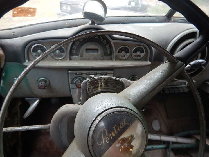 1950 PONTIAC SILVER STREAK-TRIM PIECES ARE IN THE CAR