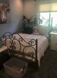 Queen iron bed with ivory dressers