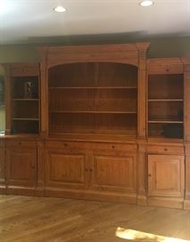 Ethan Allen wall unit with hydraulic TV lift