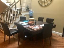 Dining table with 6 leather chairs 