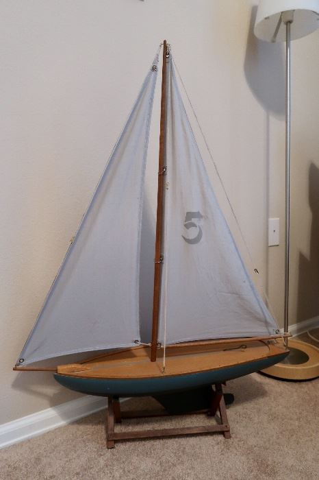 Authentic Nautical Pond Yacht - Awesome Stamped Sail