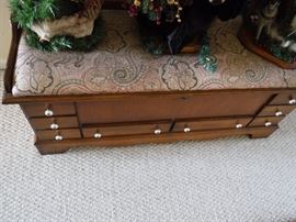 Lane Cedar Chest