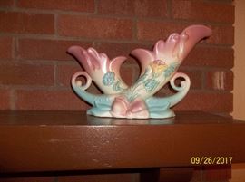 Hull bowknot double vase