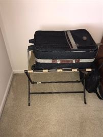 LUGGAGE RACK