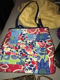 VERA BRADLEY TOTE
