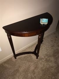 HALF MOON SIDE TABLE